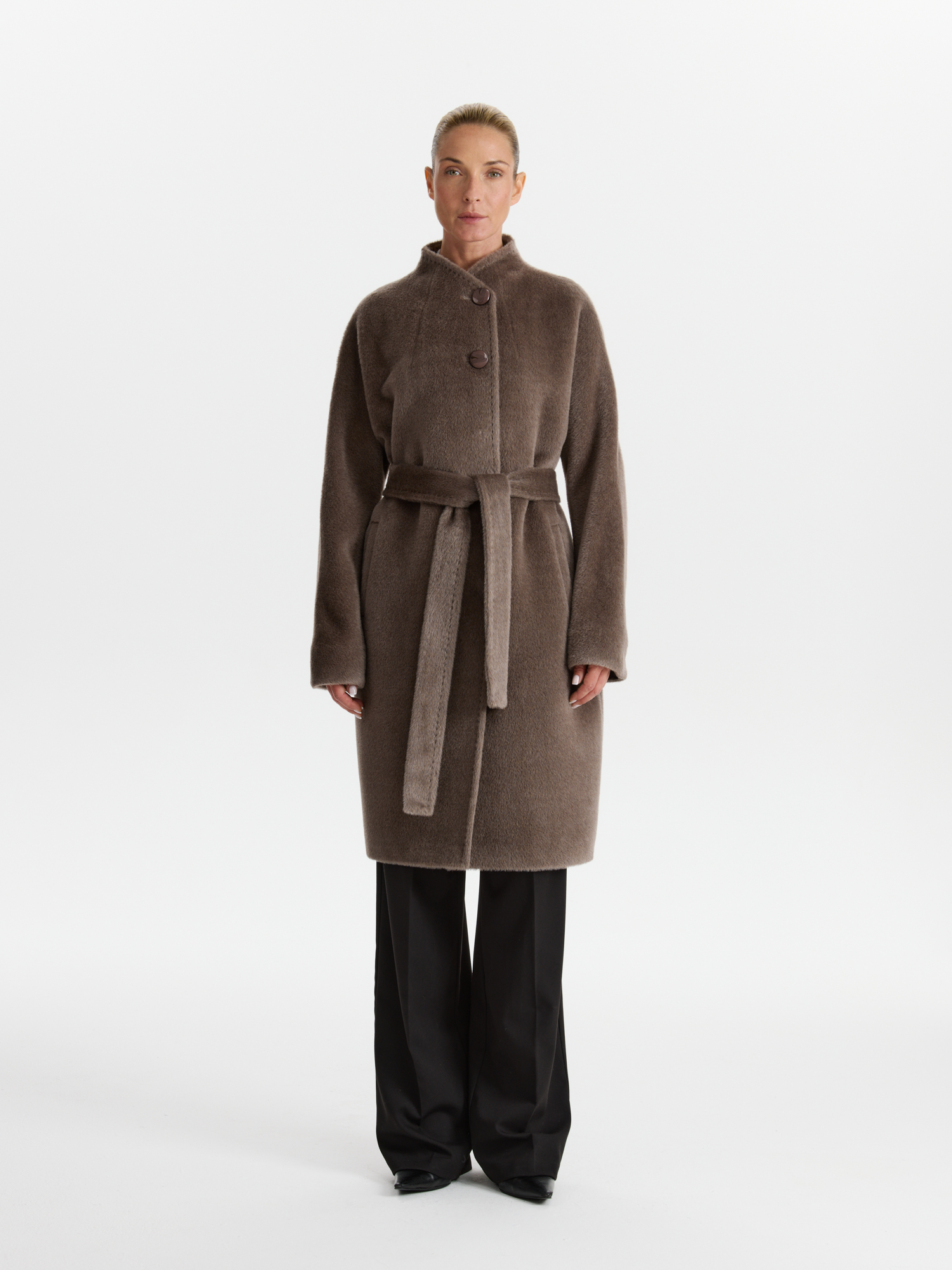 Пальто женское среднее КМ689-1 TL серо-коричневый