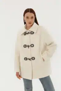 Короткое пальто из шерсти, зефир