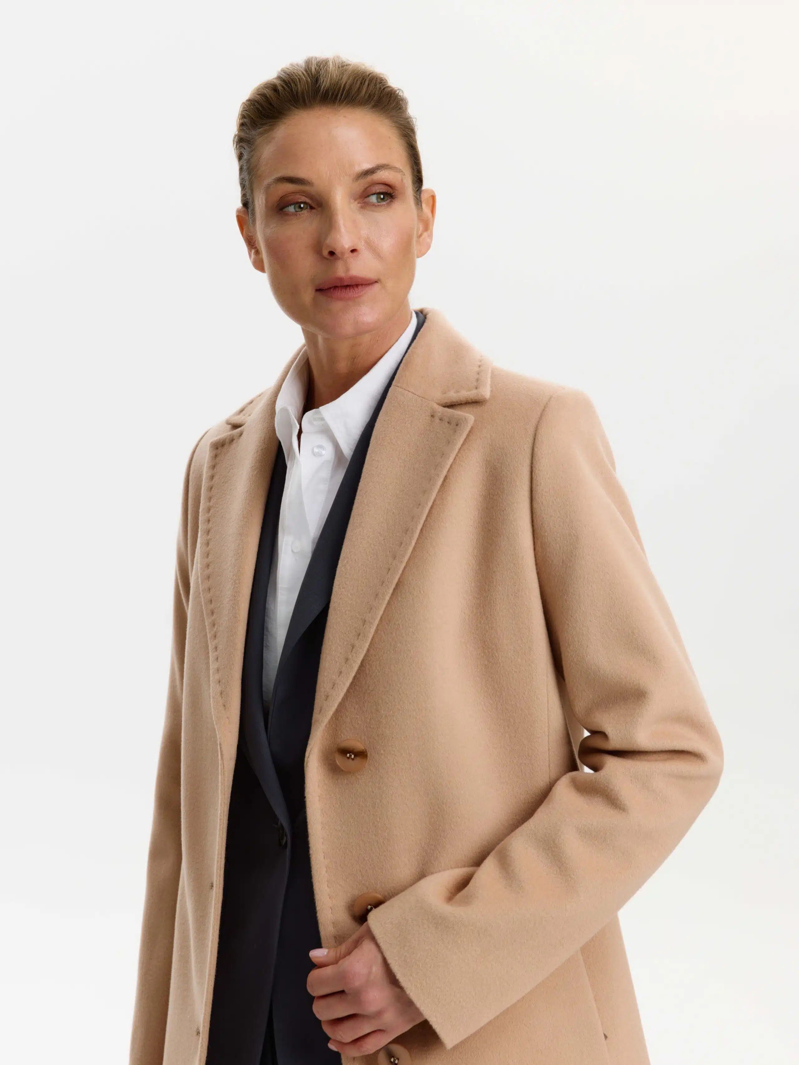 Пальто КМ288-2 Berta т.молоко